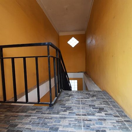 Oyo Life Afny Kost 1 Hotel Palembang Exterior photo